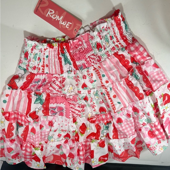ROMWE Dresses & Skirts - Strawberry Print Mini Skirt Pink and Red Lightweight & Flowy Size Small